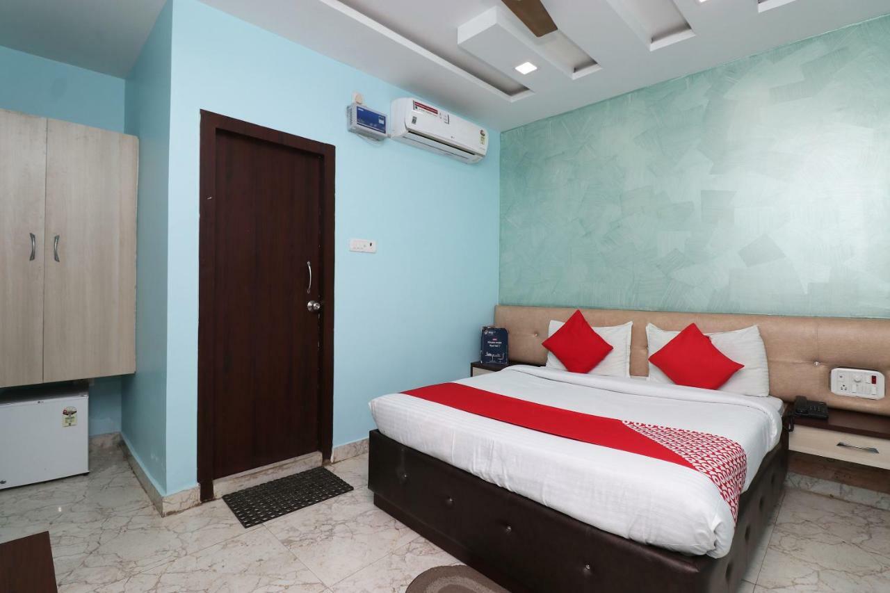 Готель Oyo 27750 Bhagwati Residency Mirzapur Екстер'єр фото